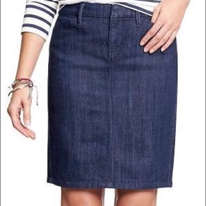 {Old Navy} Denim Pencil Skirt